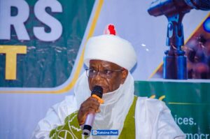 UK Bello Lands BoT Chair